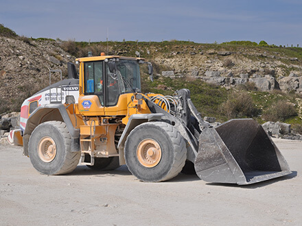 Portland Skips - Volvo L150 Loading Shovel